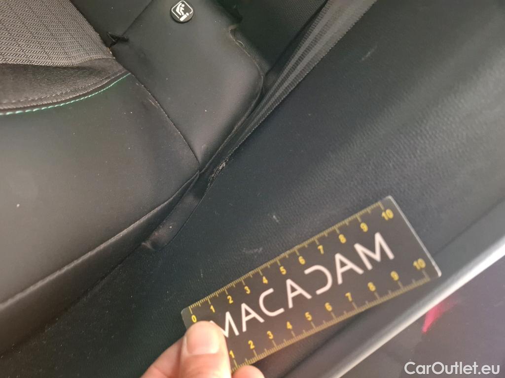  Peugeot  2008  Allure Business 1.2 PureTech 130CV BVA8 E6d #31