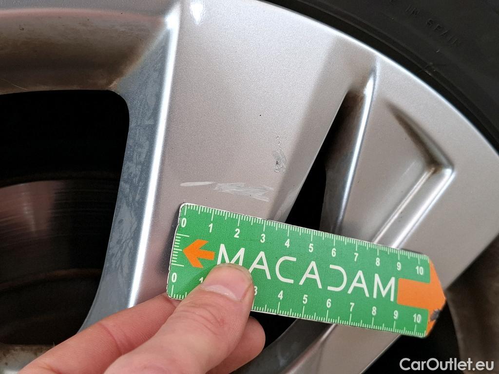  Peugeot  5008  Active Pack 1.5 HDi 130CV BVA8 7 Sieges E6d #77