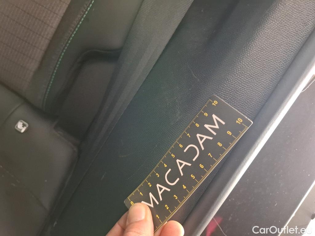  Peugeot  2008  Allure Business 1.2 PureTech 130CV BVA8 E6d #30