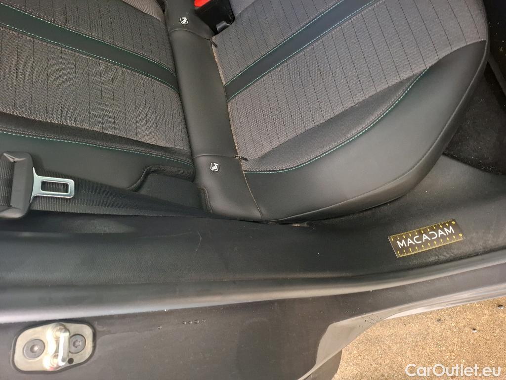  Peugeot  2008  Allure Business 1.2 PureTech 130CV BVA8 E6d #32