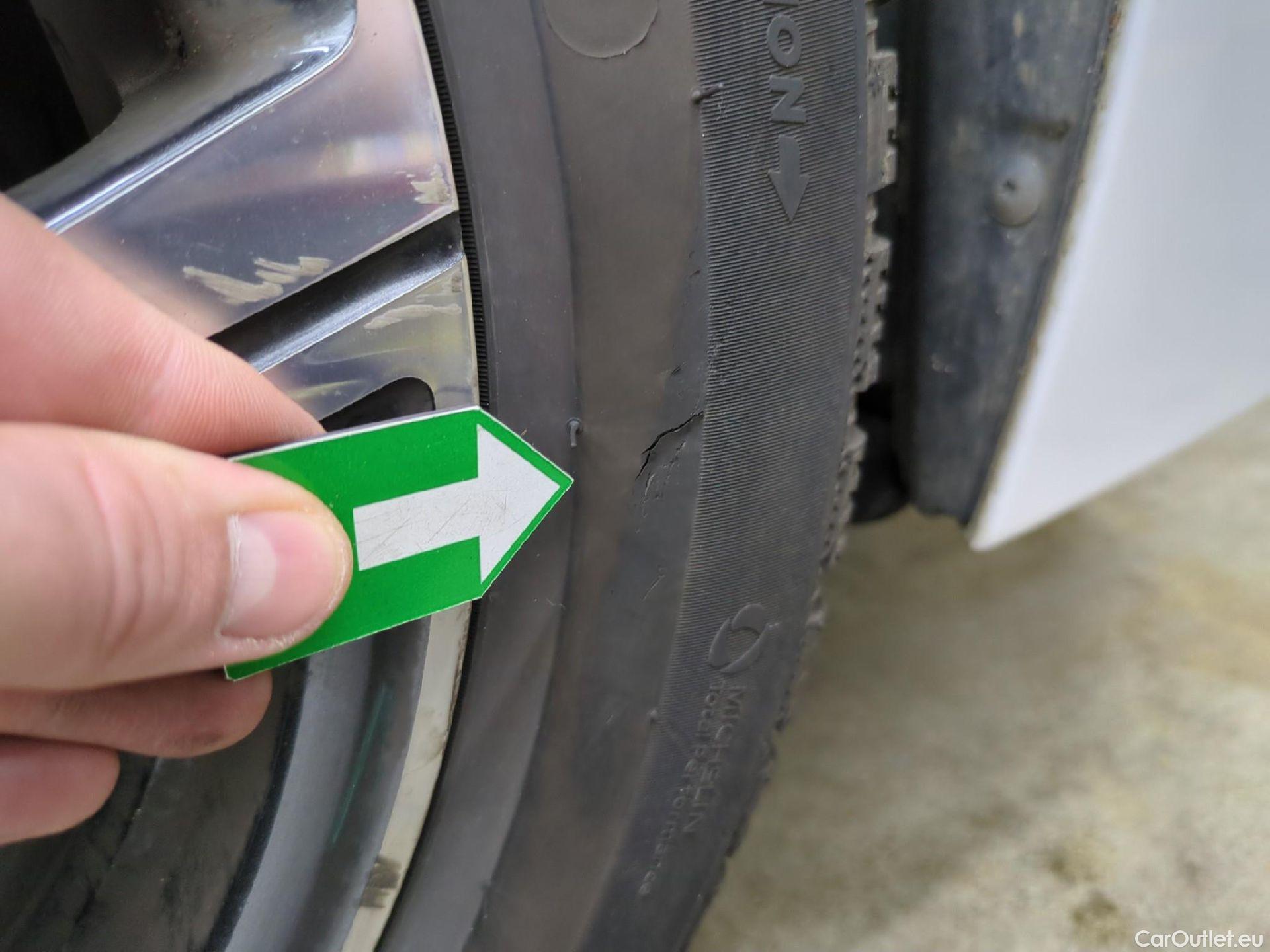  Peugeot  208  Allure Business 1.5 HDi 100CV BVM6 E6d #12