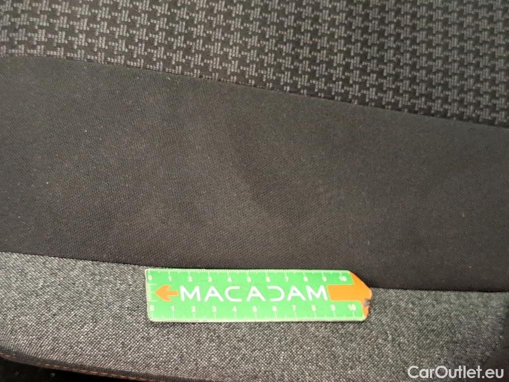  Peugeot  5008  Active Pack 1.5 HDi 130CV BVA8 7 Sieges E6d #75