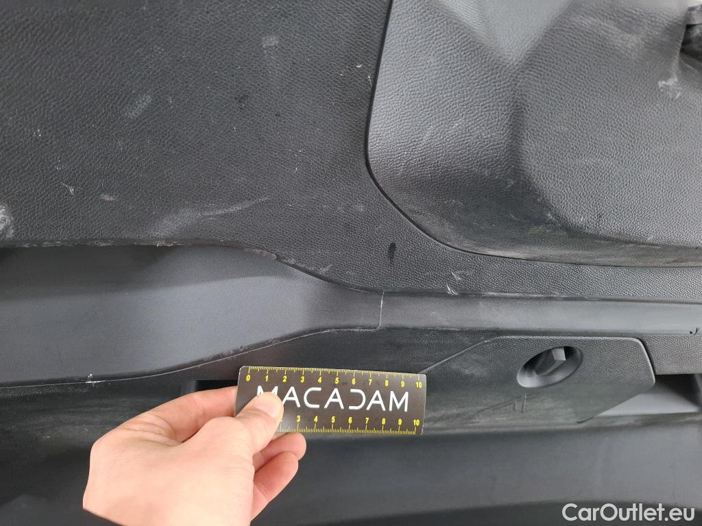  Peugeot  2008  Allure Business 1.2 PureTech 130CV BVA8 E6d #20