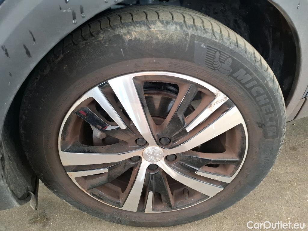  Peugeot  5008  GT 1.6 PureTech 180CV BVA8 7 Sieges E6d #22