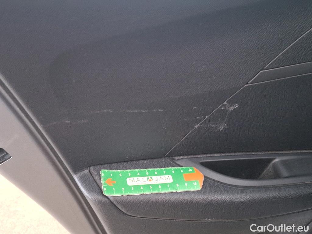  Peugeot  208  Premium 1.2 PureTech 75CV BVM5 E6d #9