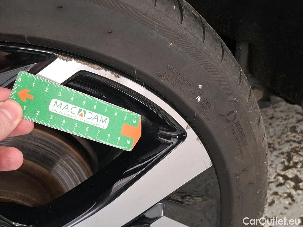  Nissan  Qashqai NISSAN  5p Crossover 1.2 DIG-T 115 Tekna #29