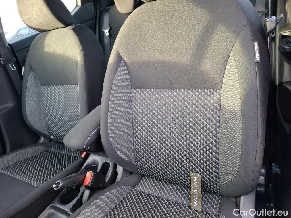  Nissan  Micra NISSAN  / 2016 / 5P / Berline IG-T 92 Business Edition #30