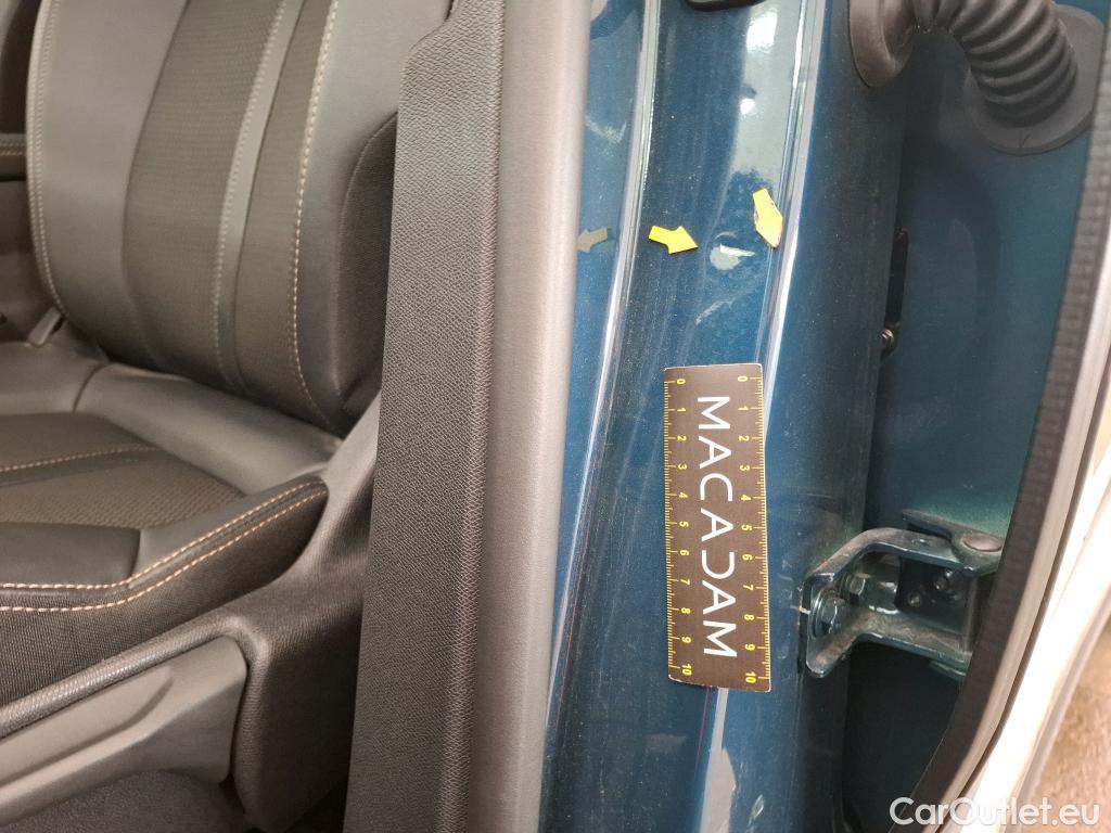  Peugeot  5008  GT 1.6 PureTech 180CV BVA8 7 Sieges E6d #36