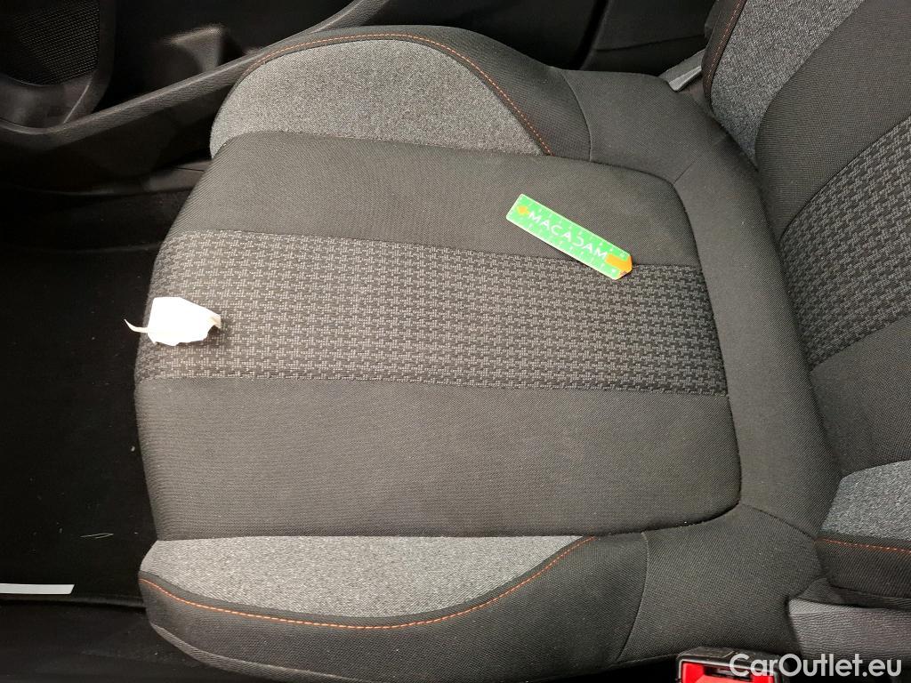  Peugeot  5008  Active Pack 1.5 HDi 130CV BVA8 7 Sieges E6d #72