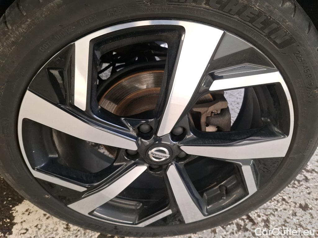  Nissan  Qashqai NISSAN  5p Crossover 1.2 DIG-T 115 Tekna #43