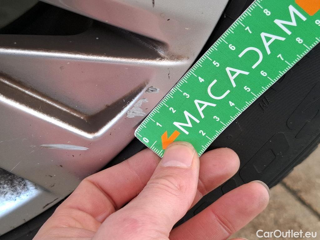  Peugeot  5008  Active Pack 1.5 HDi 130CV BVA8 7 Sieges E6d #41