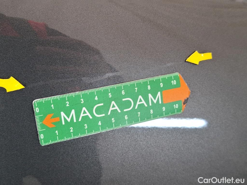  Peugeot  5008  Active Pack 1.5 HDi 130CV BVA8 7 Sieges E6d #8