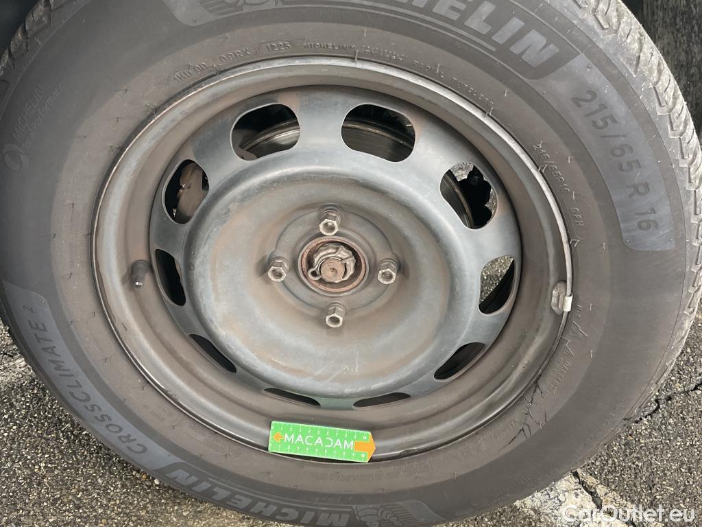  Peugeot  2008  Active Business 1.2 PureTech 100CV BVM6 E6d #14