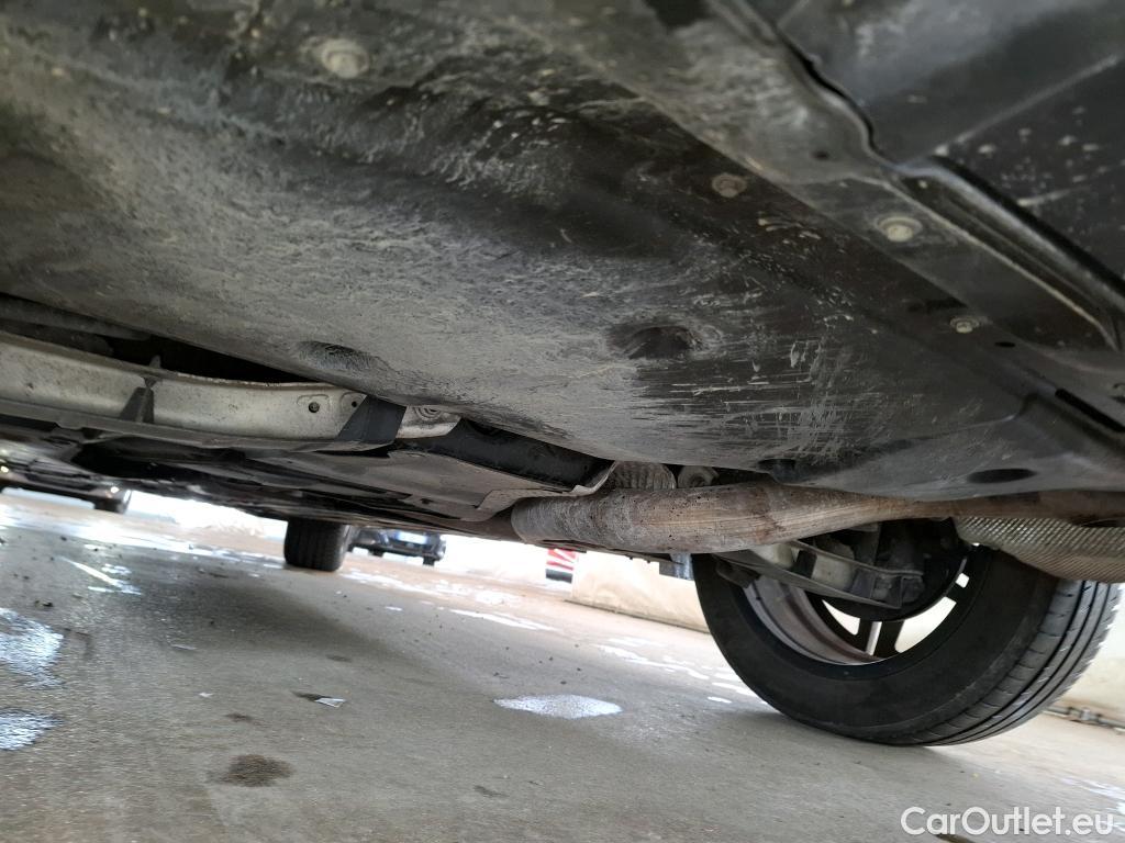  Mercedes  GLB MERCEDES-BENZ  / 2019 / 5P / SUV  200 d AMG Line #18