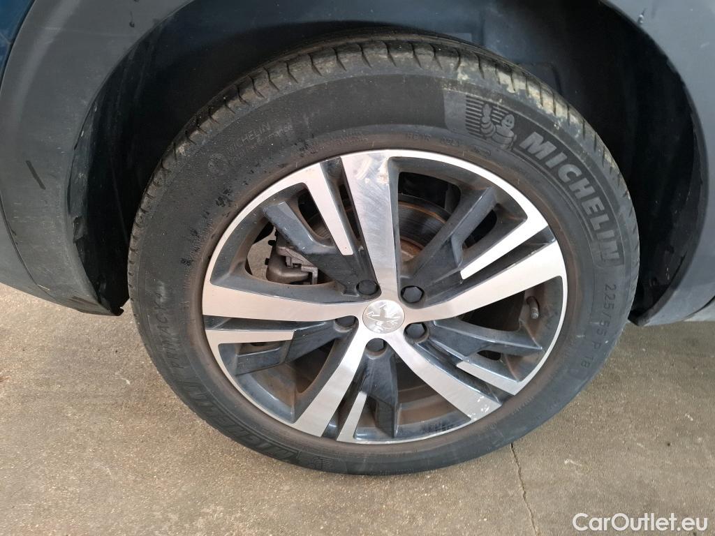  Peugeot  5008  GT 1.6 PureTech 180CV BVA8 7 Sieges E6d #26