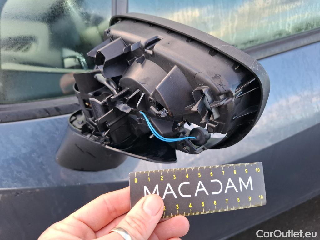  Nissan  Micra NISSAN  / 2016 / 5P / Berline IG-T 92 Business Edition #22