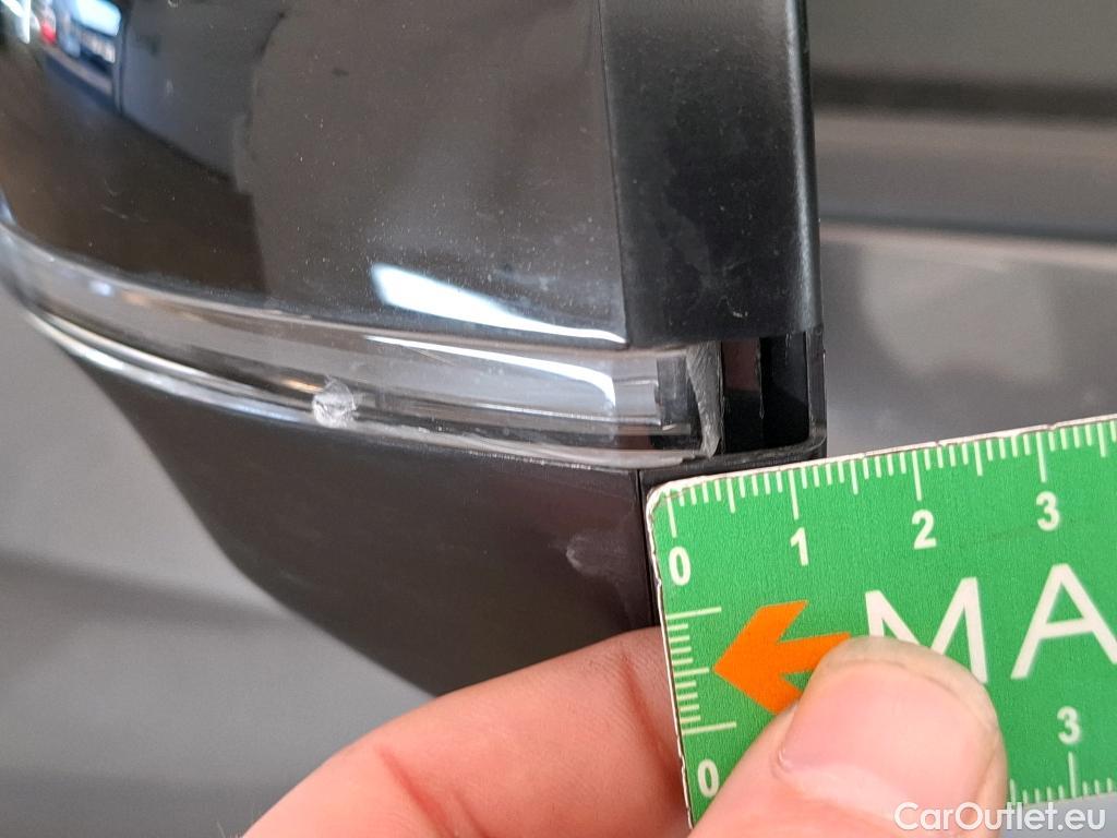  Peugeot  5008  Active Pack 1.5 HDi 130CV BVA8 7 Sieges E6d #32