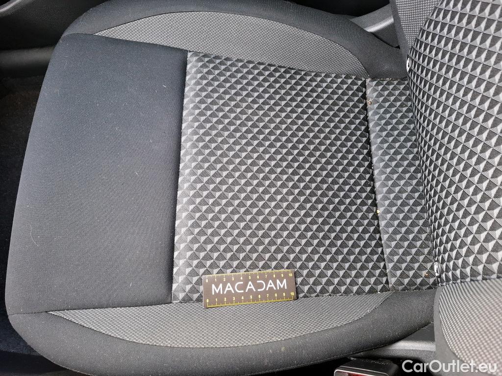  Nissan  Micra NISSAN  / 2016 / 5P / Berline IG-T 92 Business Edition #28