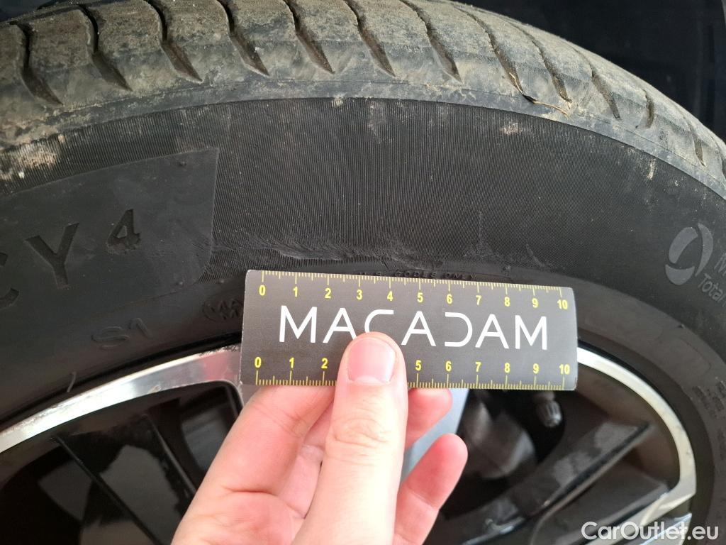  Peugeot  5008  GT 1.6 PureTech 180CV BVA8 7 Sieges E6d #16