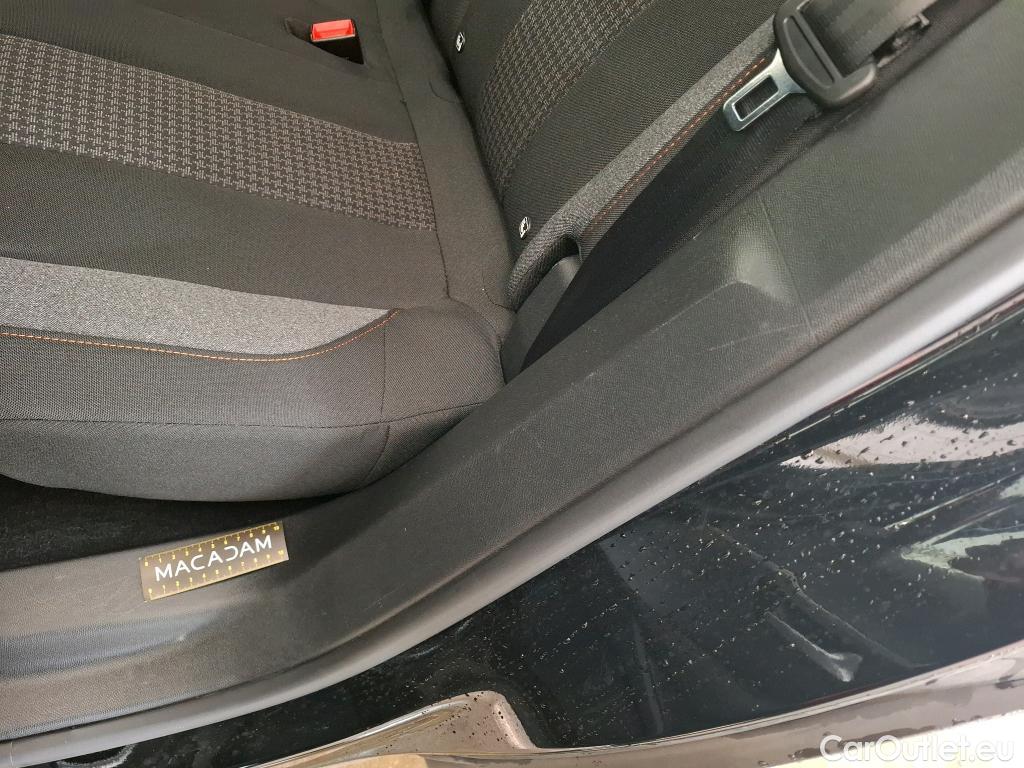  Peugeot  3008  II Active Pack 1.2 PureTech 130CV BVA8 E6d #6