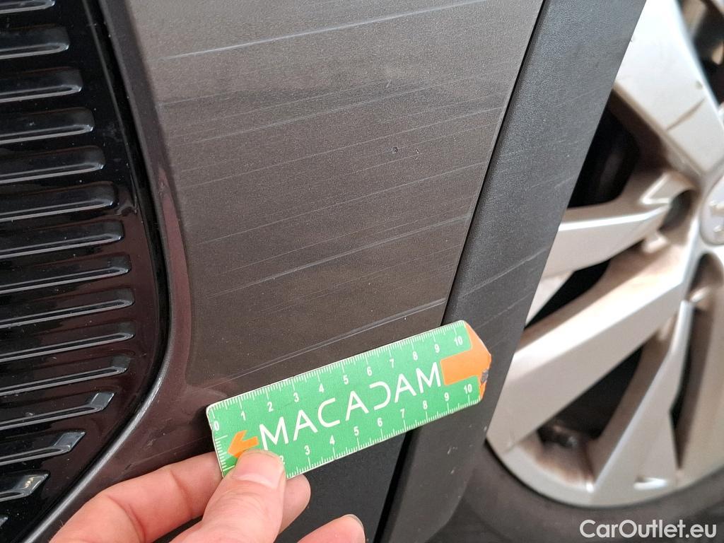  Peugeot  5008  Active Pack 1.5 HDi 130CV BVA8 7 Sieges E6d #11