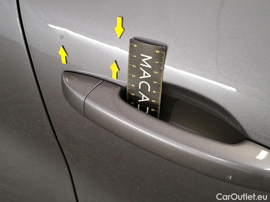  Renault  Captur  II Evolution 1.6 E-TECH Hybrid 145CV BVA6 E6d #51