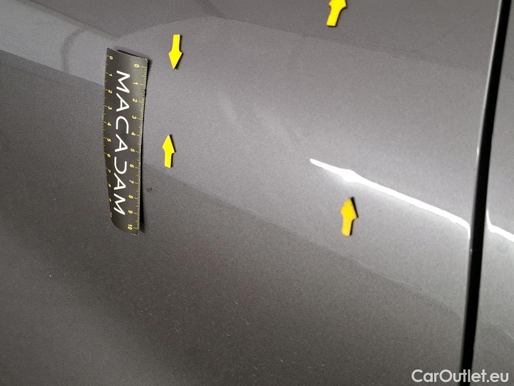  Renault  Captur  II Evolution 1.6 E-TECH Hybrid 145CV BVA6 E6d #38