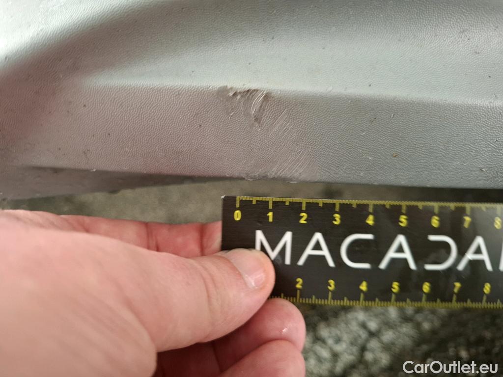  Renault  Captur RENAULT  / 2019 / 5P / SUV Business Blue dCi 115 #2