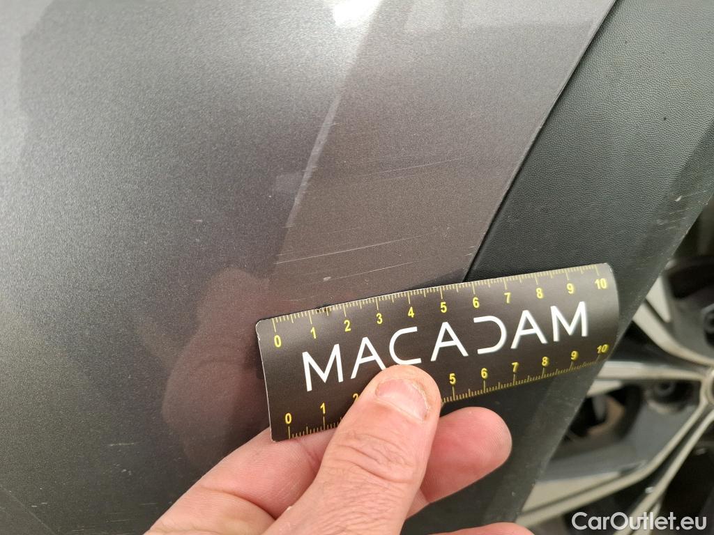  Renault  Captur  II Evolution 1.6 E-TECH Hybrid 145CV BVA6 E6d #19