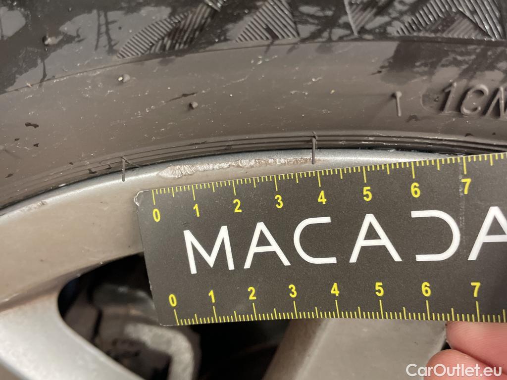  Volkswagen  Golf  VOLKSWAGEN / 2020 / 5P / Berline 2.0 TDI SCR 115 DSG7 Life Busi #6