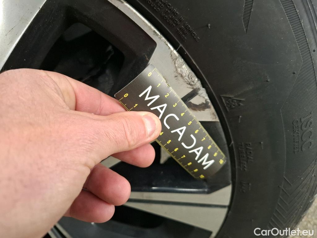  Renault  Captur  II Evolution 1.6 E-TECH Hybrid 145CV BVA6 E6d #13