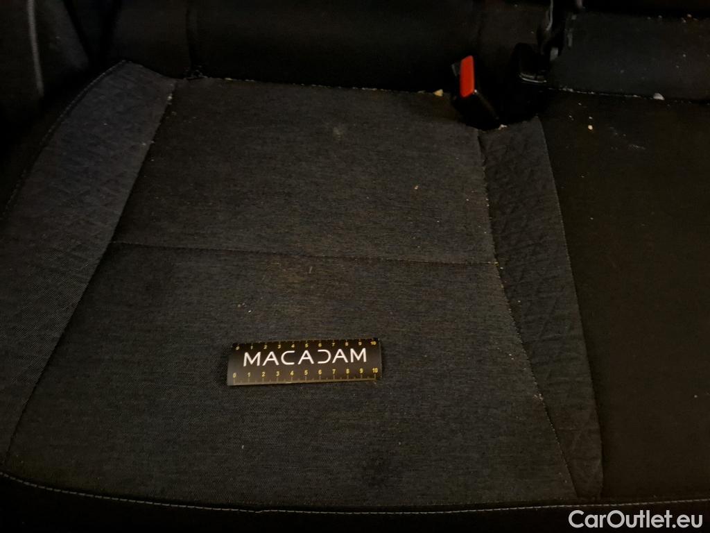  Renault  Captur  II Evolution 1.6 E-TECH Hybrid 145CV BVA6 E6d #42