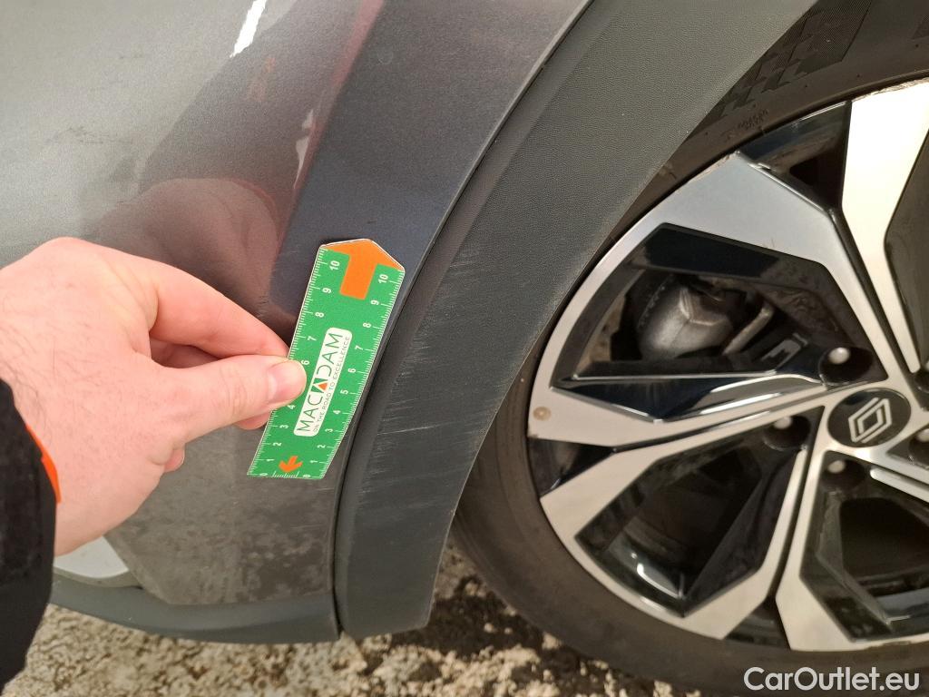  Renault  Arkana  Techno 1.6 E-TECH Hybrid 145CV BVA6 6E #26