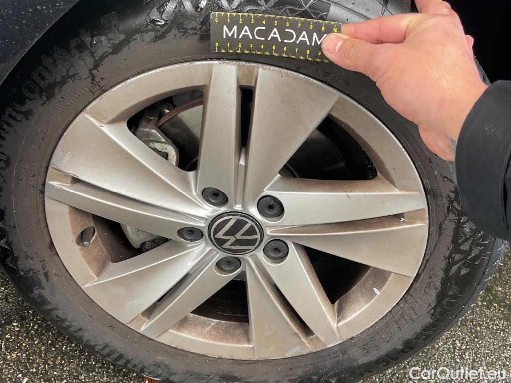  Volkswagen  Golf  VOLKSWAGEN / 2020 / 5P / Berline 2.0 TDI SCR 115 DSG7 Life Busi #4