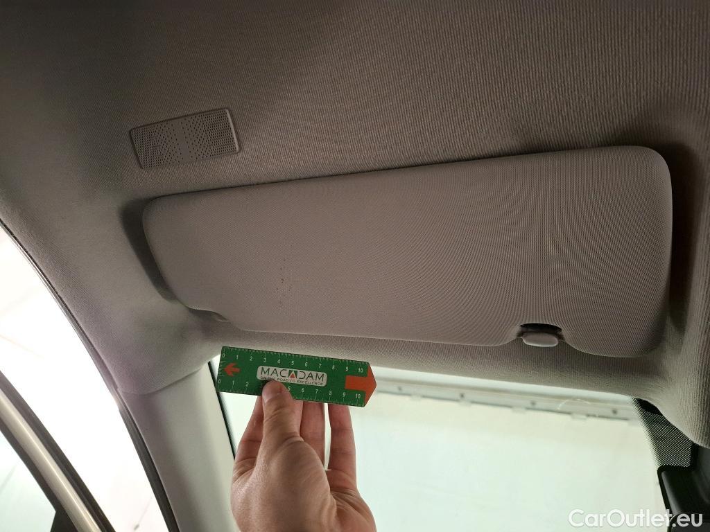  Renault  Captur RENAULT  / 2019 / 5P / SUV Business Blue dCi 115 #8