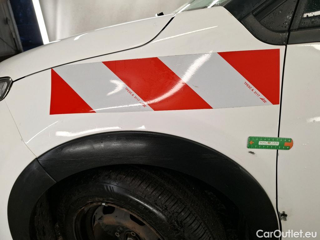  Citroen  C3  Société Feel 1.5 BlueHDI 100CV BVM5 E6dT #8