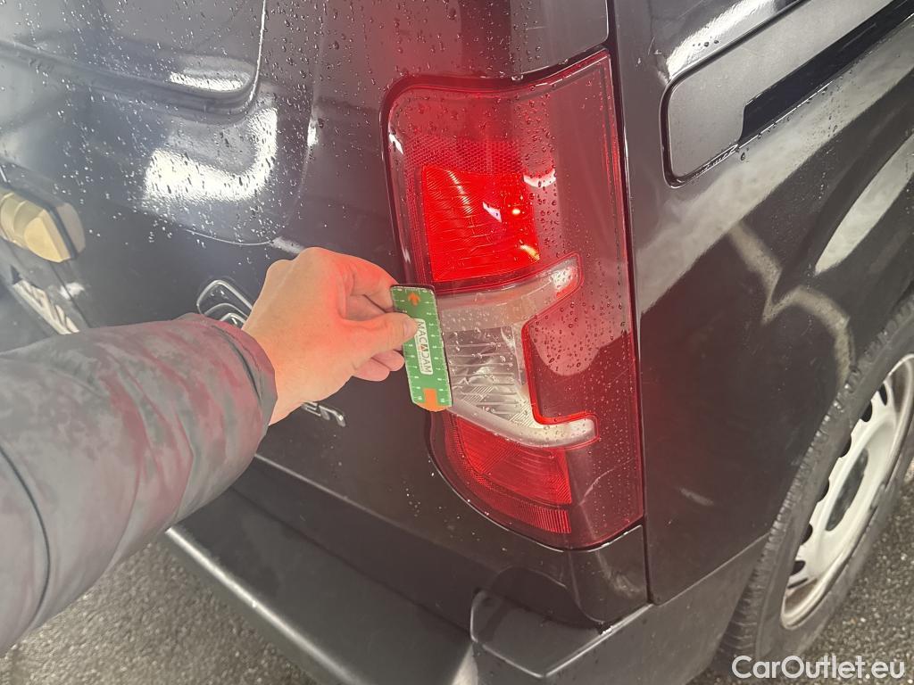  Citroen  Berlingo  Fourgon Club M 1000 1.5 BlueHDi 130CV BVA8 E6dT #34