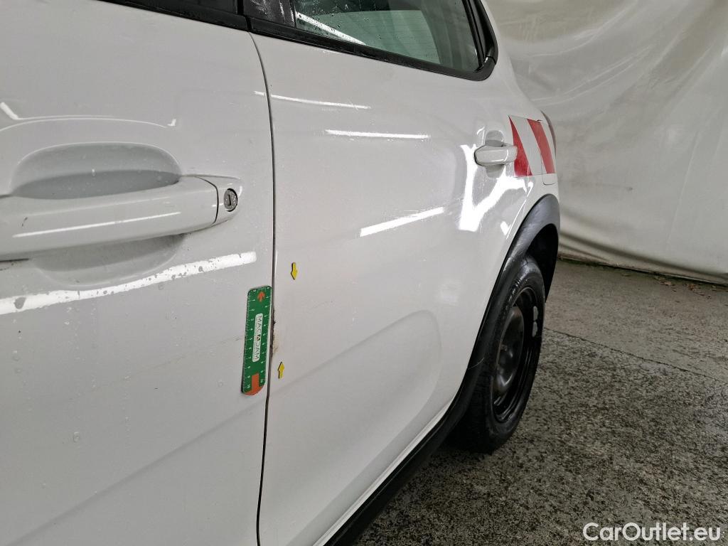  Citroen  C3  Société Feel 1.5 BlueHDI 100CV BVM5 E6dT #1