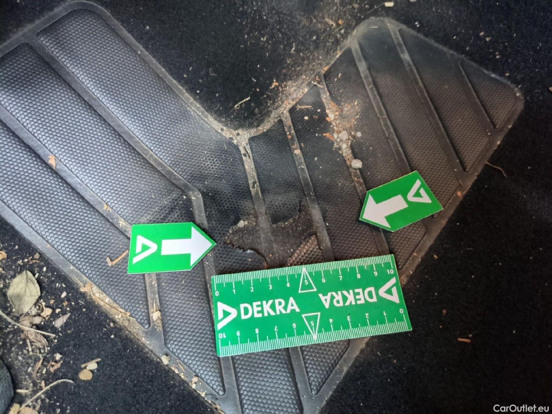  Peugeot  308  Premium Pack 1.5 HDi 130CV BVM6 E6dT #2