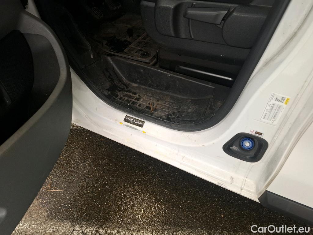  Peugeot  Expert  Fourgon Asphalt L3 2.0 HDi 145CV BVM6 E6d #18