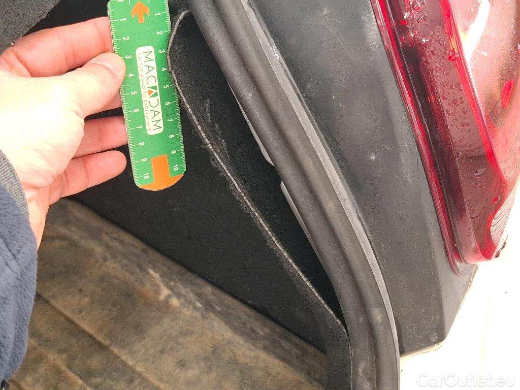  Citroen  C3  Société Feel 1.5 BlueHDI 100CV BVM5 E6dT #44