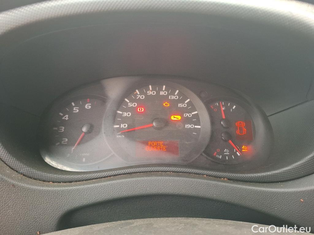  Renault  Master  III Fourgon L2H2 3 5 Grand Confort dCi 130CV BVM6 E6 #103