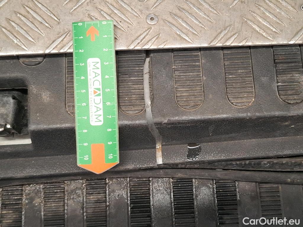  Renault  Master  Fourgon L2H2 3 5 Grand Confort dCi 135CV BVM6 E6dT #19