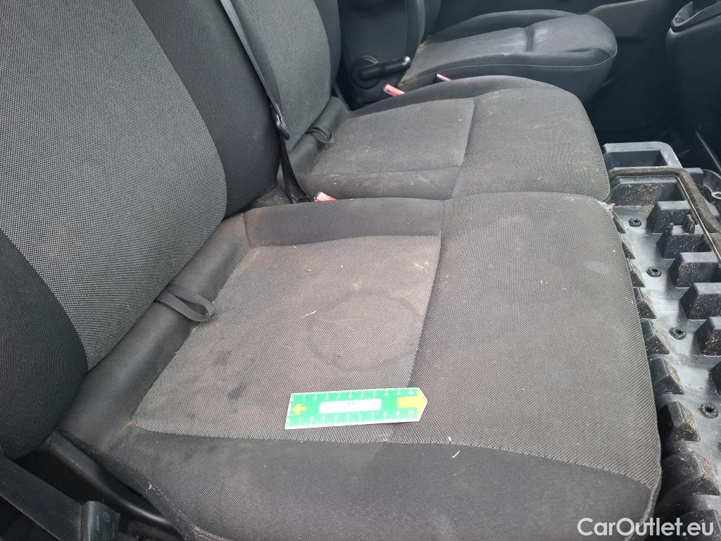  Renault  Master  III Fourgon L2H2 3 5 Grand Confort dCi 130CV BVM6 E6 #97