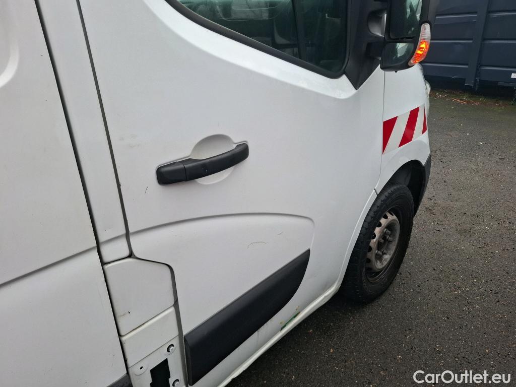  Renault  Master  III Fourgon L2H2 3 5 Grand Confort dCi 130CV BVM6 E6 #70