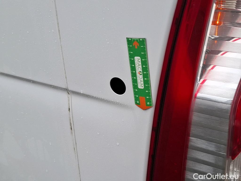  Renault  Master  III Fourgon L2H2 3 5 Grand Confort dCi 130CV BVM6 E6 #84