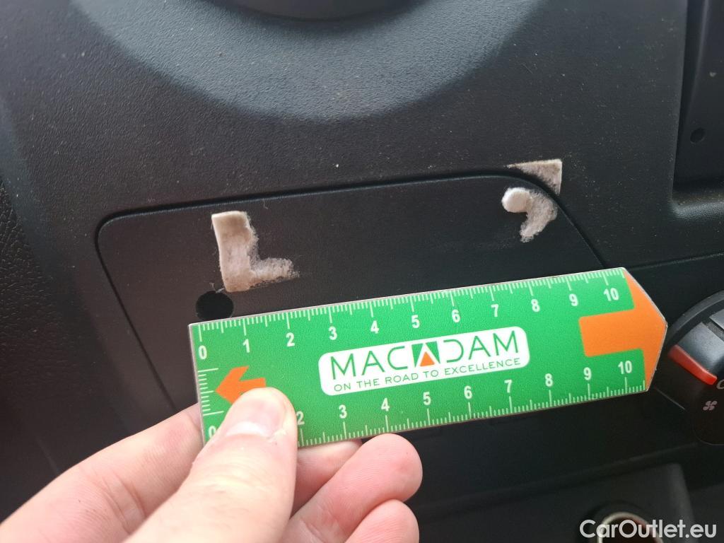  Renault  Master  III Fourgon L2H2 3 5 Grand Confort dCi 130CV BVM6 E6 #109