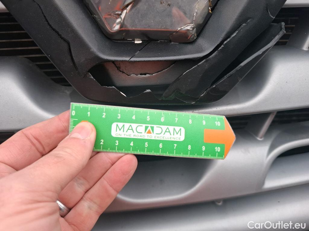  Renault  Master  III Fourgon L2H2 3 5 Grand Confort dCi 130CV BVM6 E6 #86