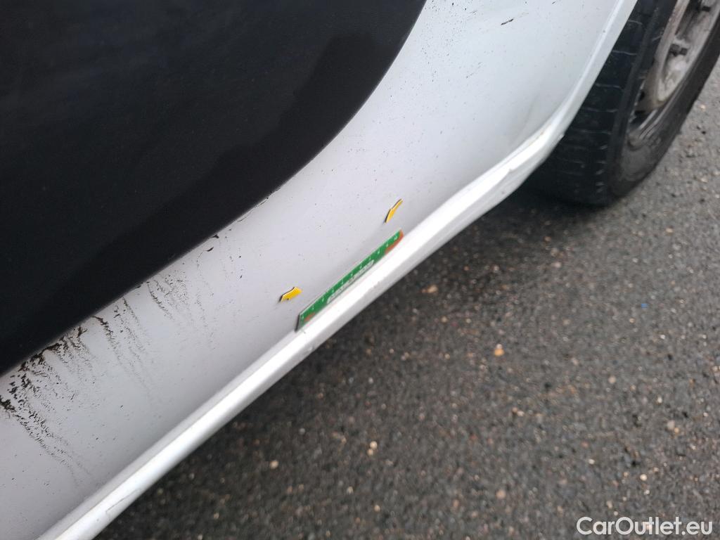  Renault  Master  III Fourgon L2H2 3 5 Grand Confort dCi 130CV BVM6 E6 #71