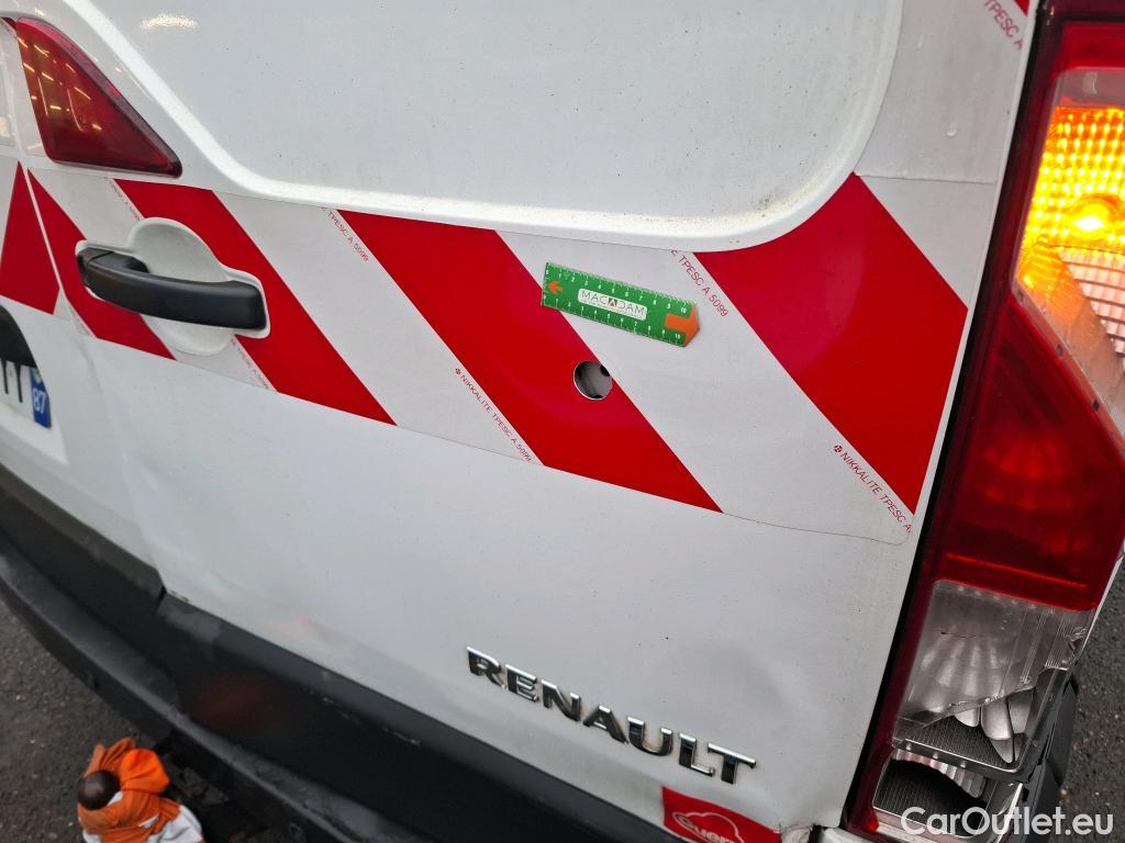  Renault  Master  III Fourgon L2H2 3 5 Grand Confort dCi 130CV BVM6 E6 #79